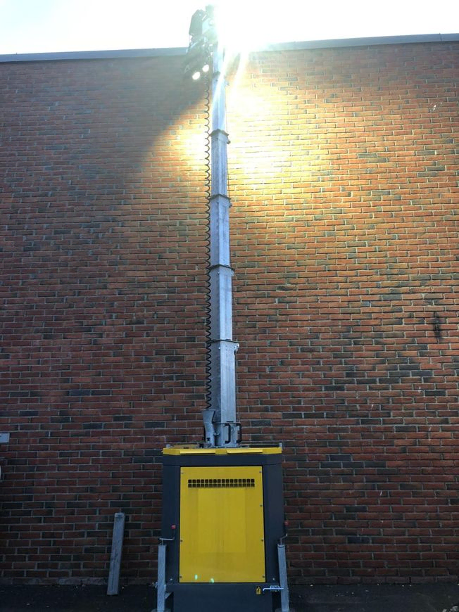 V3+ H5+, Lystårn